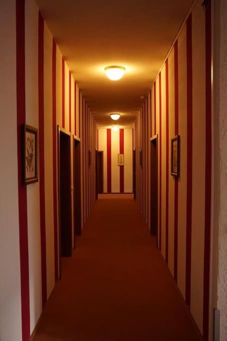 Appartement Mit Bademantelgang บัด กรีสบาค ภายนอก รูปภาพ