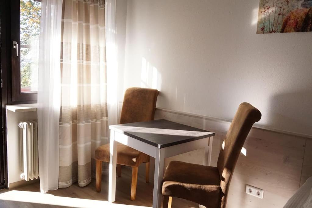 Appartement Mit Bademantelgang บัด กรีสบาค ภายนอก รูปภาพ
